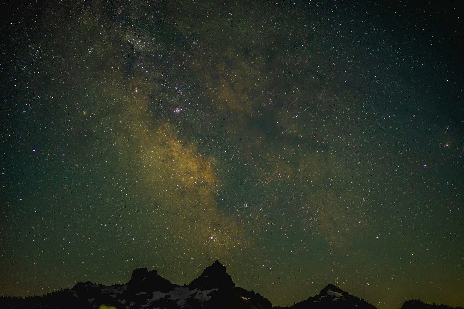 星空无限传媒瞳夕，当梦想照进现实的传媒新星